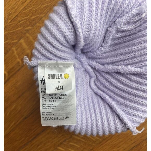H & M Women's Beanie, Lavender w/Yellow Rubbery Smile Appliqué - Picture 2 of 2